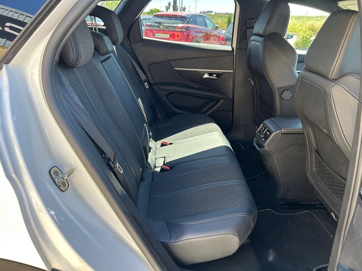 PEUGEOT 3008 GT LINE 1.5 HDI AUTO SPANISH LHD IN SPAIN 93000 MILES SUPERB 2018